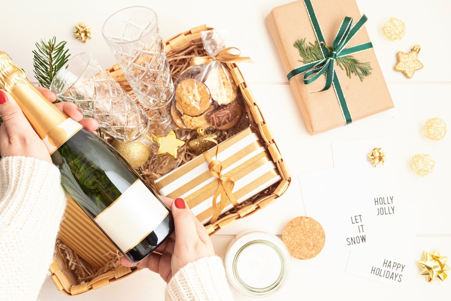 Your July 4 Party, Upgraded: Gourmet Gift Baskets and Cocktails to Impress - The Epicurean Trader